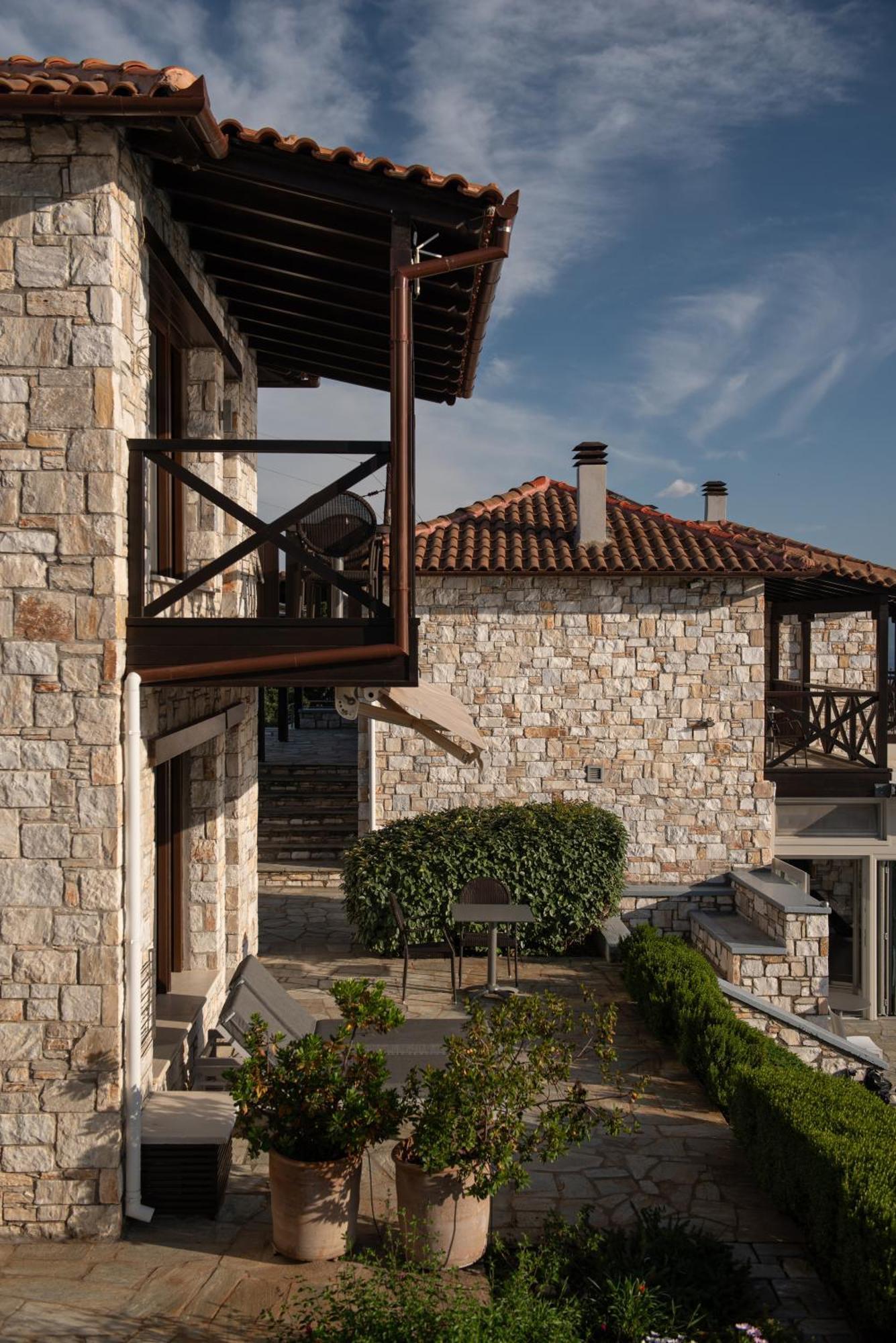 Karavia Lux Inn Áfiszosz Kültér fotó