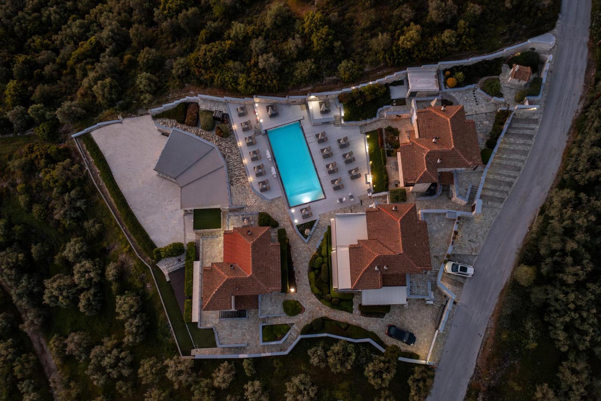 Karavia Lux Inn Áfiszosz Kültér fotó